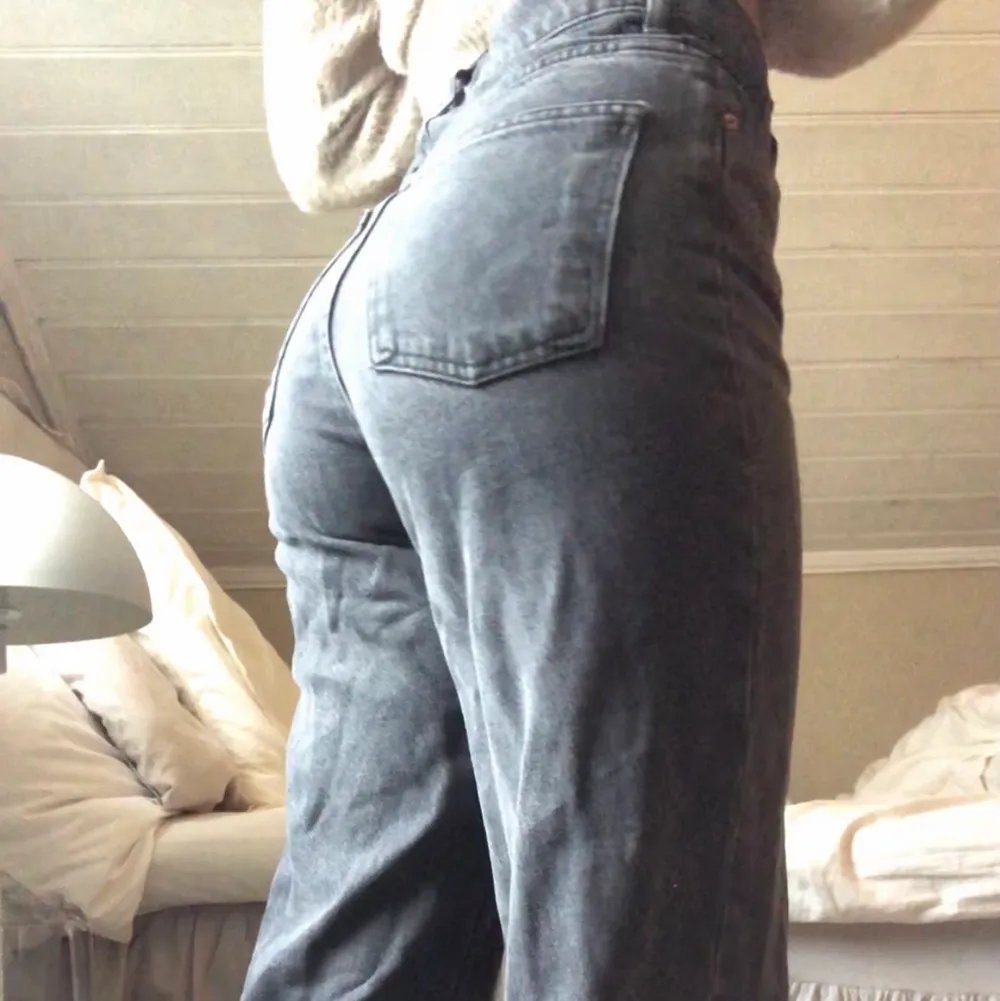 Zara jeans. Storlek Xs💕. Jeans & Byxor.