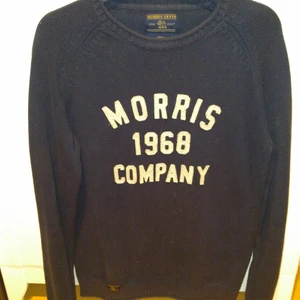 Morris stickad crewneck strl S  - Väldigt bra skick använd fåtal gånger, nypris 1300. 