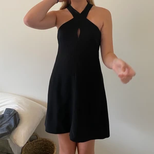 Zara klänning svart - Klänning i xs