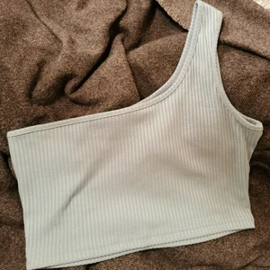 Blåt linne - Blåt linne stolrlek s 50 kr + frakt