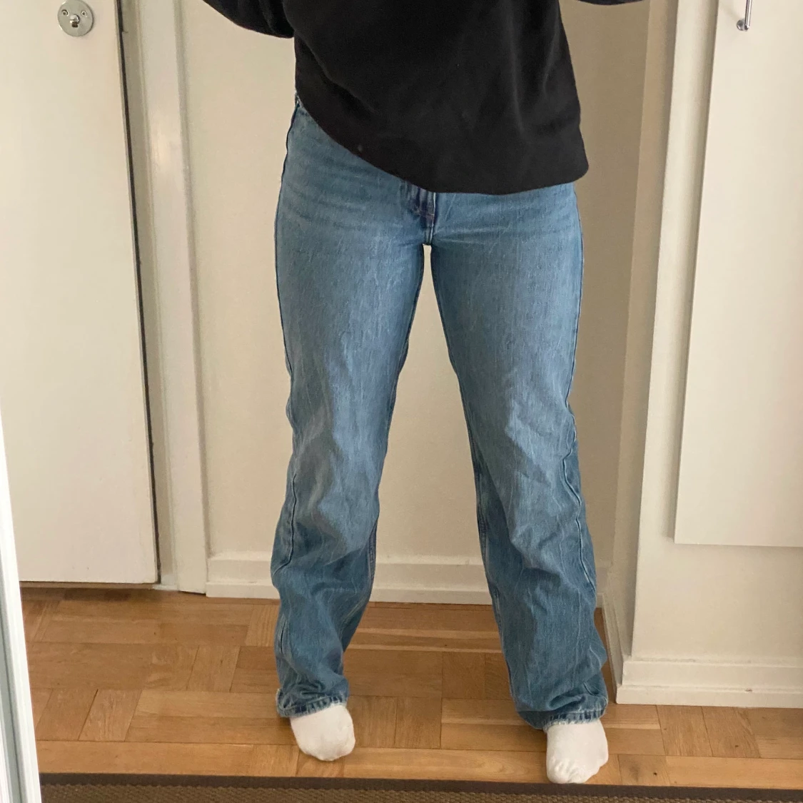 Straight jeans från Berhska 