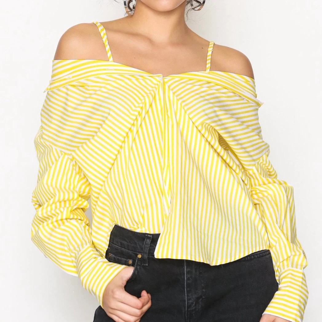 Gul skjorta multiwear đ€đ„°