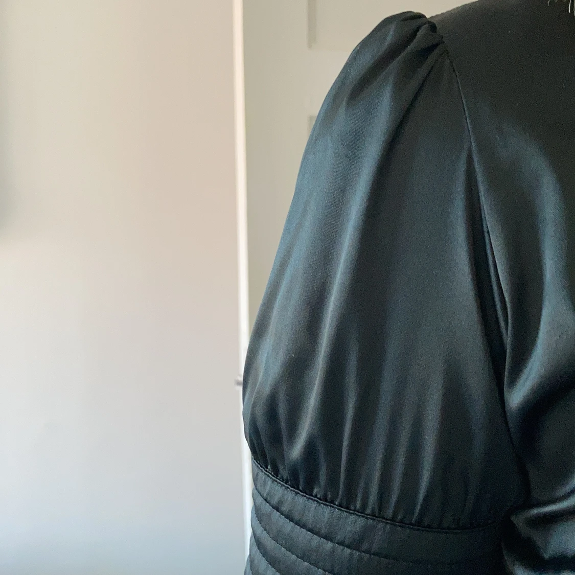 Svart silkesblus - 91