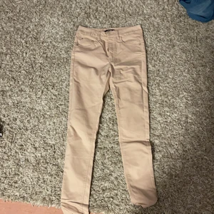Beige/rosa byxor - Aldrig använda 