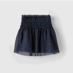 Glitter kjol - Superfin kjol ifrån Zara. Använd 1 gång. Storlek Xs-s. 