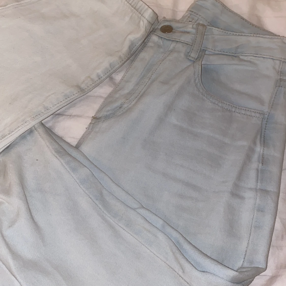 Ljusblåa jeans - 91