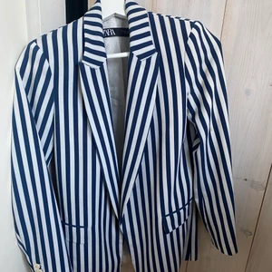 Blazer - Säljer denna as snygga blazer! 