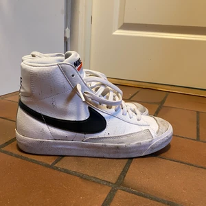 Nike blazers - Använda ett par gånger.