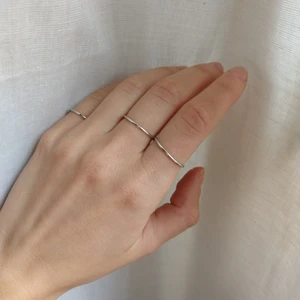 Smala ringar sterling silver - Eleganta smala ringar i äkta sterling silver från nakd i tre olika storlekar. Innermått 17,5 mm, 16,5mm och 15 mm 💗