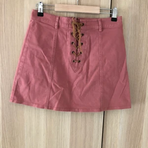 Rosa denimkjol - Rosa denimkjol