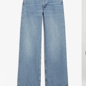 Monki jeans  - Modell Yoko 