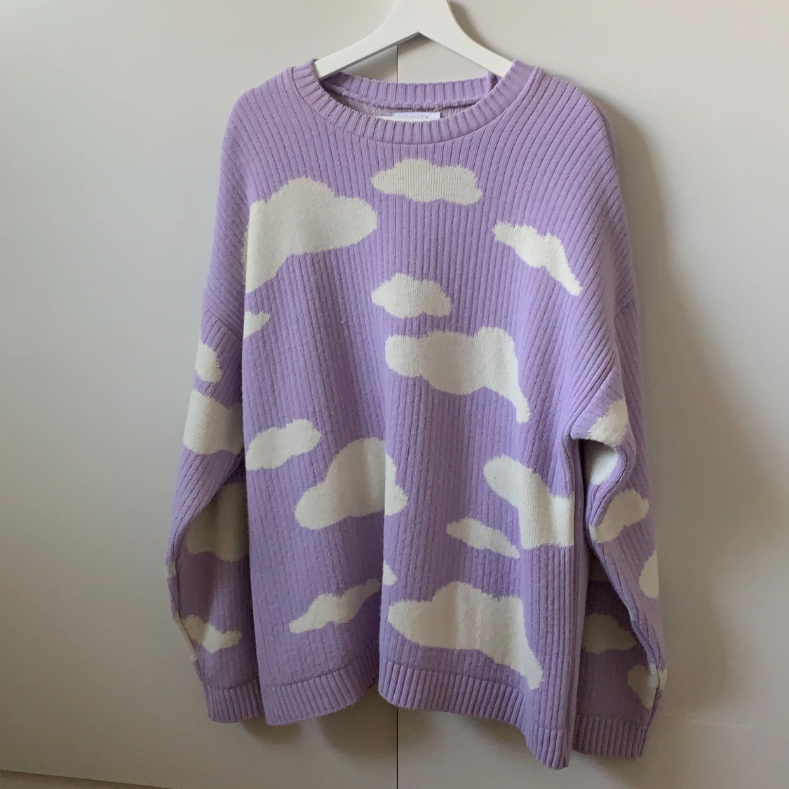 lila molntröja  - 90