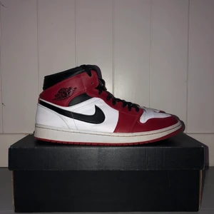 Jordan 1 Chicago  - Skitsnygga skor! Passar till allt.