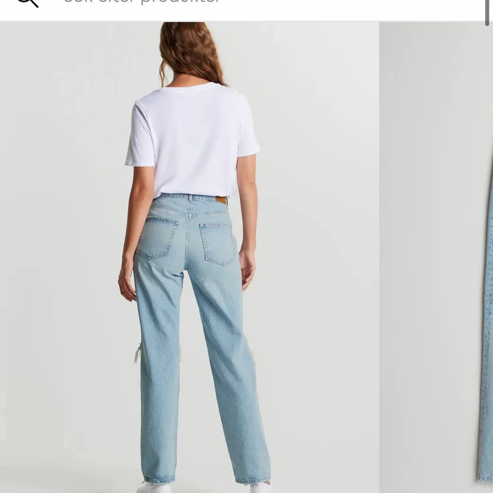 90s high waist jeans ifrån Gina. Storlek 32. Aldrig använda. Ny pris: 499kr. Jeans & Byxor.