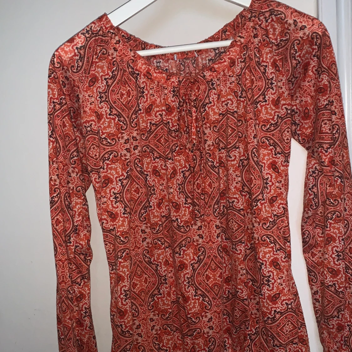 Orange blus - 90