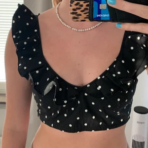 Prickig topp - Aldrig använd, prislapp kvar💞💞