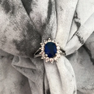 Ring med diamant✨ - Inte använd nångång.