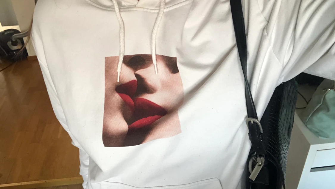 Hoodie med tryck - 90