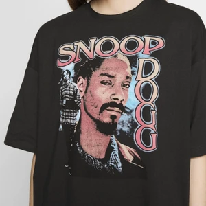 oversized t-shirt med tryck  - 153 kr med frakt 