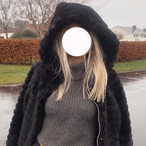 Teddy jacka - Svart teddy jacka från Vila