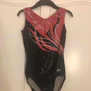 Gymnastikdräkt  - Fin gymnastikdräkt i toppenskick 