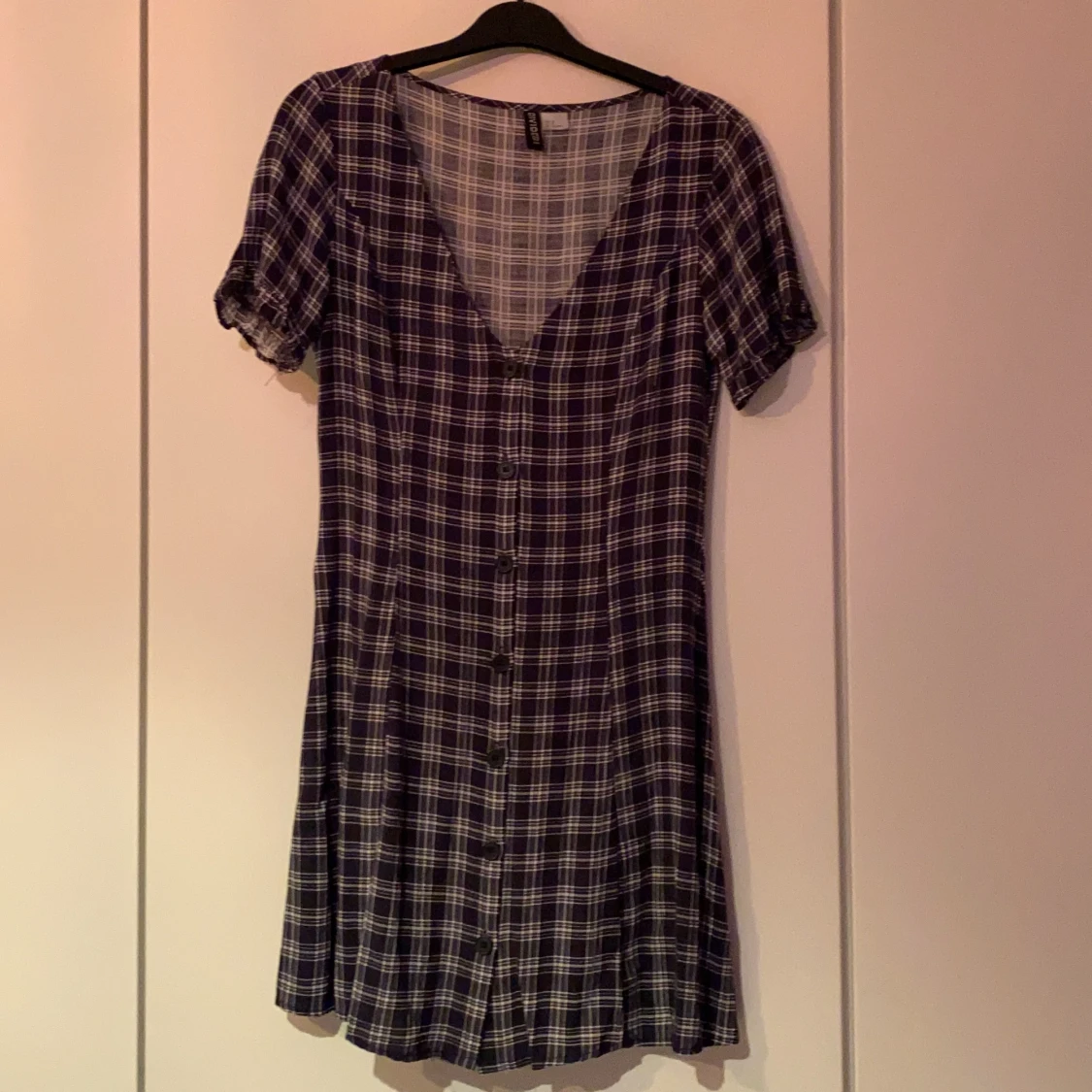 Rutig sommarklänning - 90