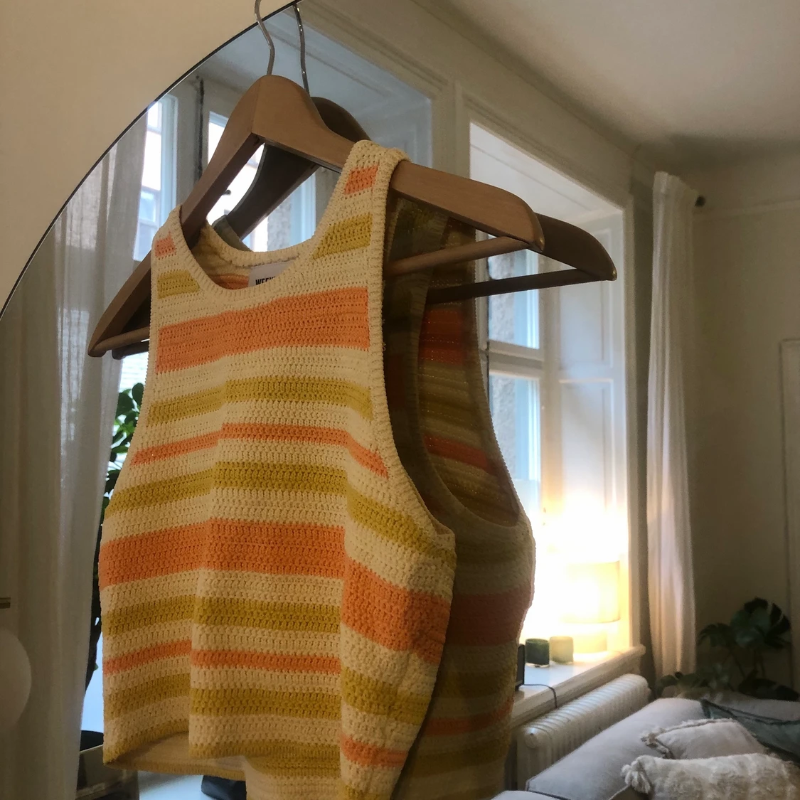 Stickad topp/ tröja från Weekday - 90