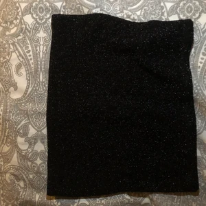 Glitter topp  - Glitter topp utan band storlek M. Kan mötas i Örebro och Eskilstuna 