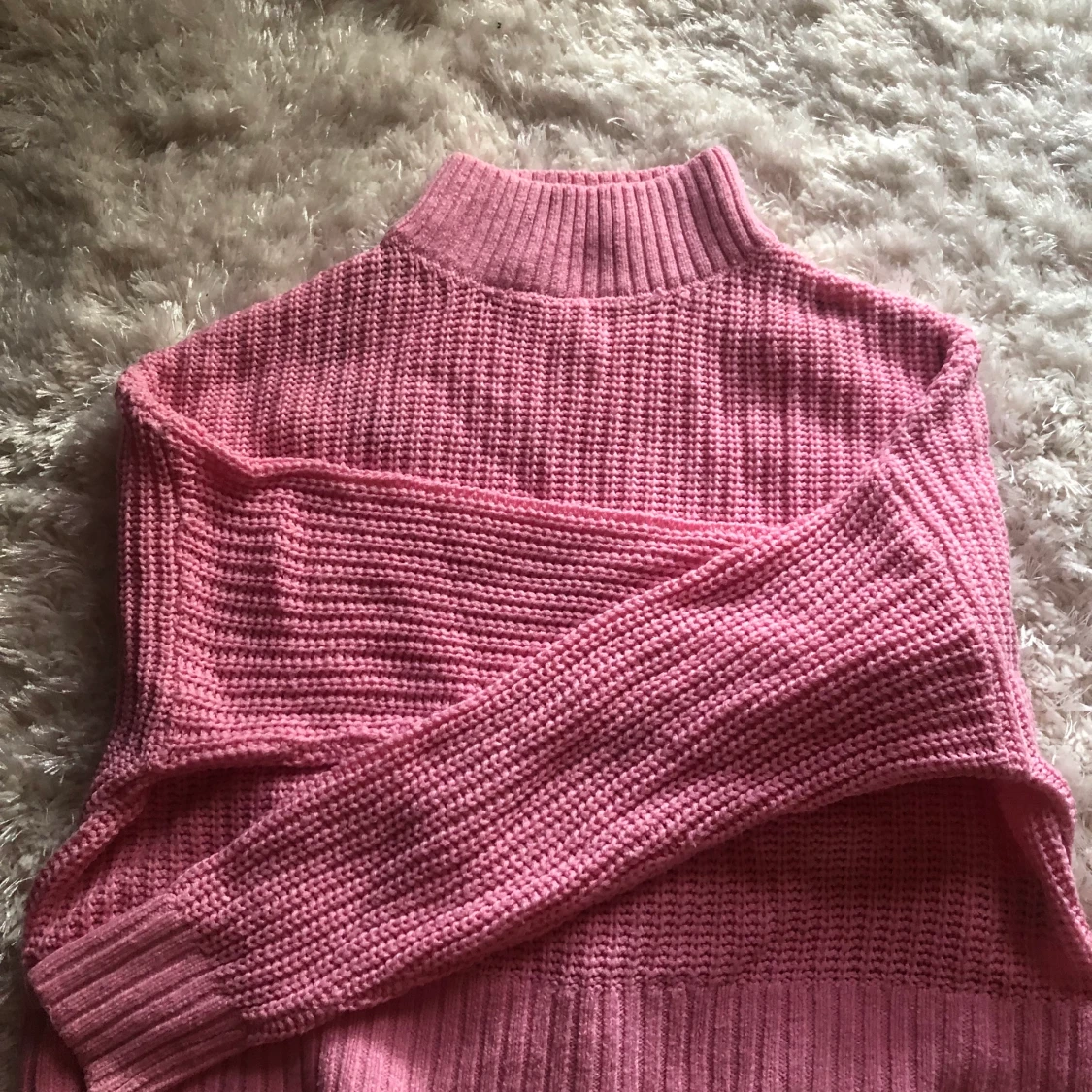 Rosa stickad tröja 
