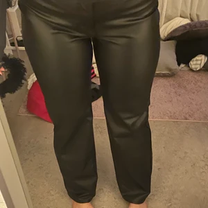 Skinnbyxor - Skinnbyxor nästan aldrig använda!