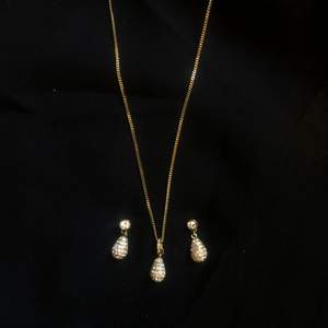 diamanthalsband och matchande örhängen! ❤️‍🔥