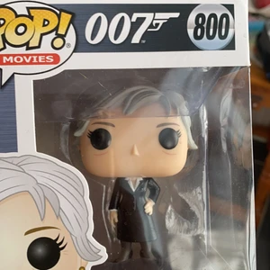 Funko pop  - Den har vart i paketet från när jag hade köpt den // du står för frakten