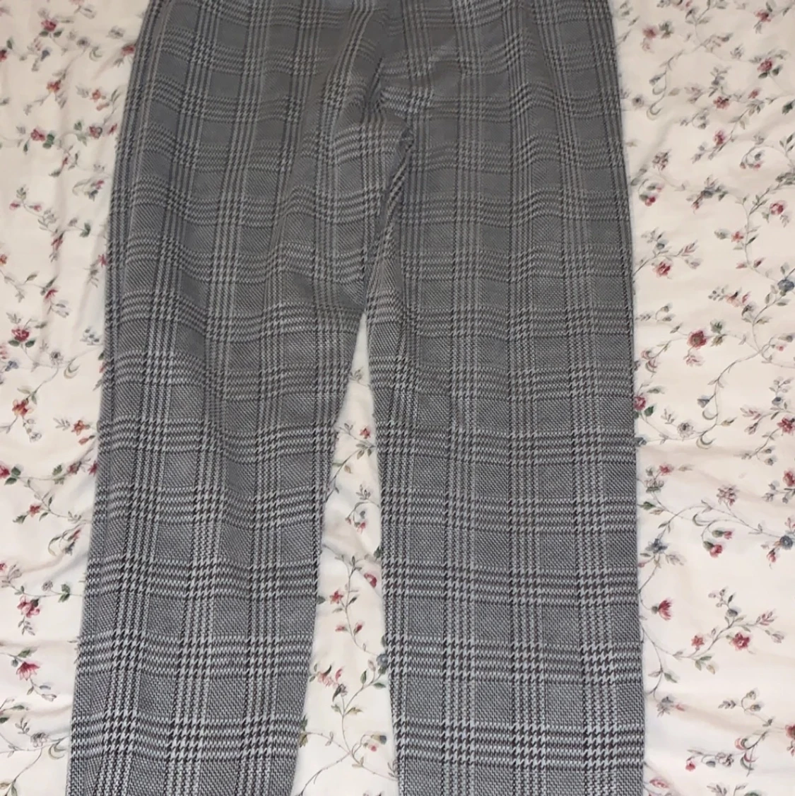 Kvadrat byxor från Cubus storlek M