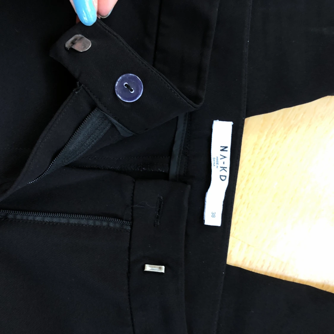 Nakd kostymbyxor med slits - 91