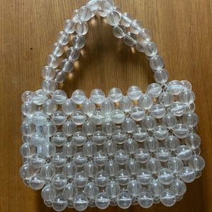 Mango pärlväska  - En supergullig helt ny väska från mango☀️💎 köparen betalar frakt💕 