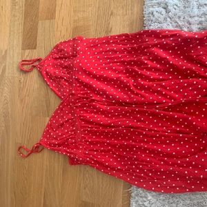 söt topp - ej använd