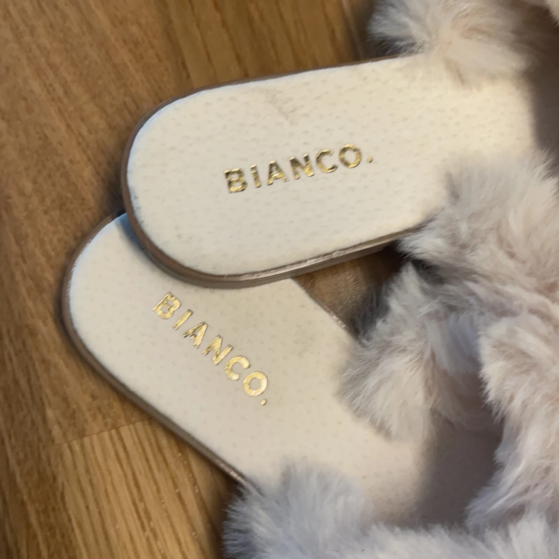 Bianco tofflor  - 91