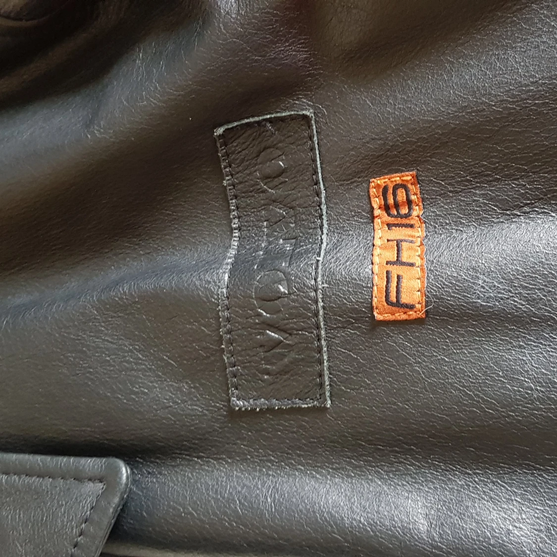 Volvo FH16 Skinnjacka - 90