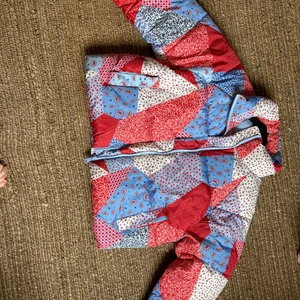 HELT NY JACKA MONKI  - En helt ny jacka från monki aldrig använd 