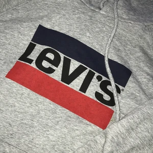 Levis hoodie - Fin hoodie! Har ingen användning för den längre