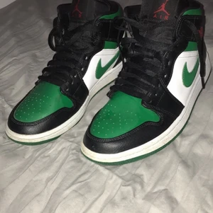 Air Jordan 1  - Riktigt fräscha Jordan 1s, skick 9/10, nästan oanvända