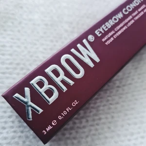 XBROW - Ny, oanvänd och obruten förpackning 🥳 Vill du ha tätare och fylligare ögonbryn så bidrar XBROW till ökad hårväxt. Nypriset är 383 och jag säljer för 150 kr! 🌹