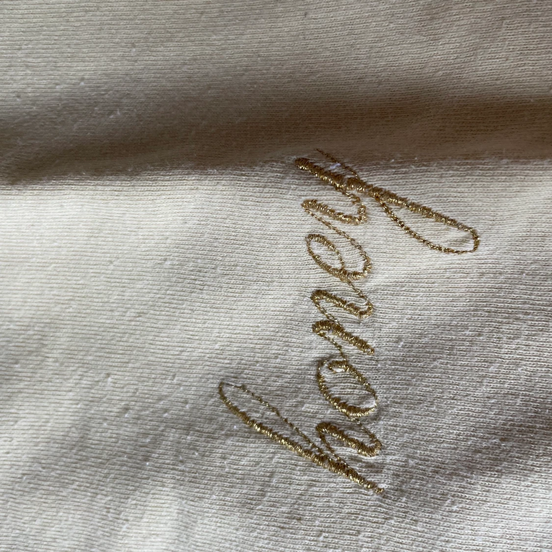 Brandy Melville tshirt - 90