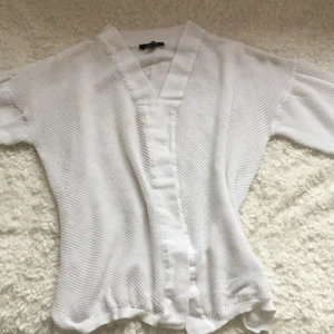 Kofta - Kofta vit en storlek passar s,m,l