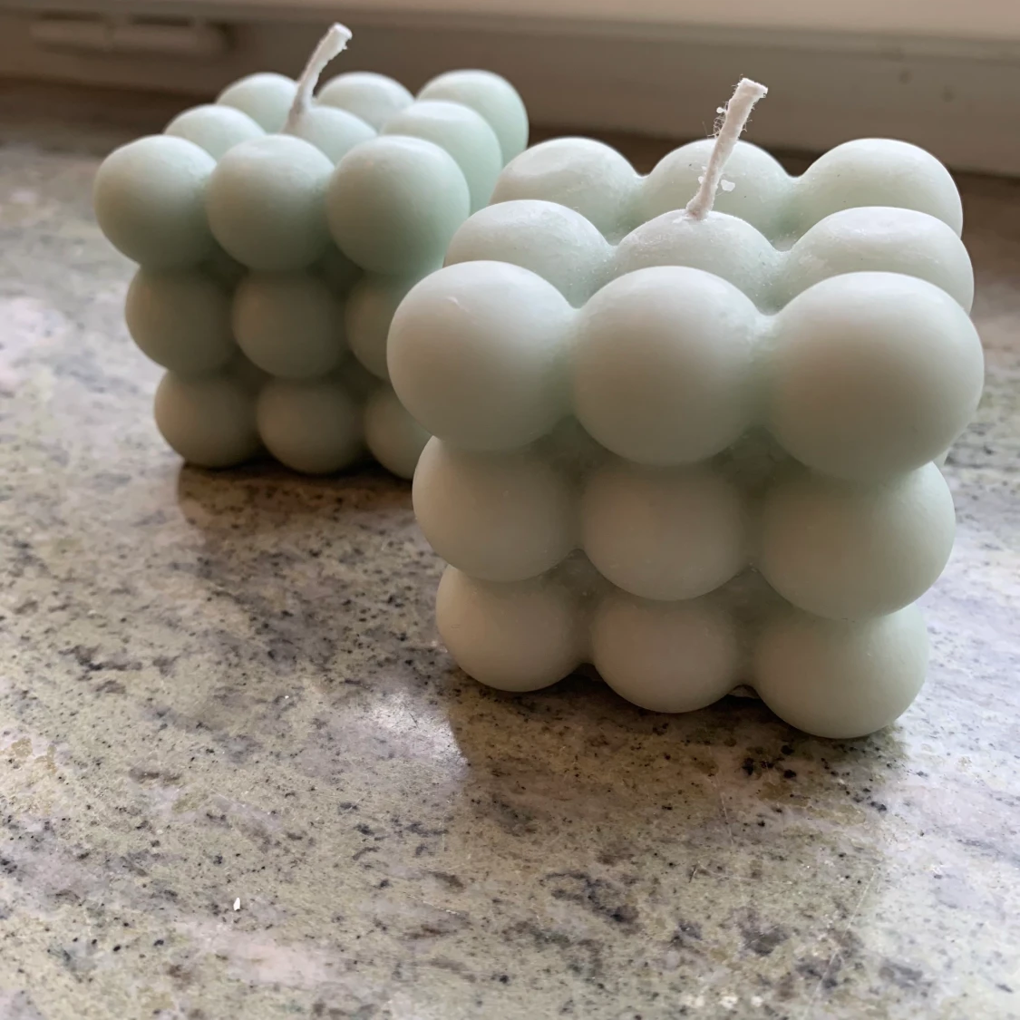 Bubbelljus i färgen Sagè