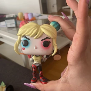 Harley Quinn  - Fins ingen box, kan diskutera pris 