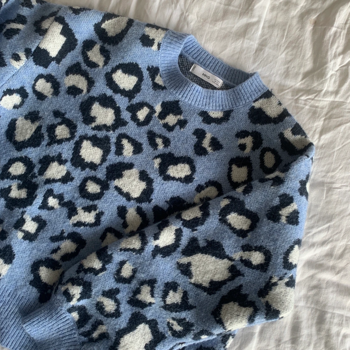 JÄTTEsnygg stickad tröja - 90