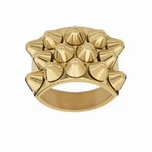 Edblad ring - Säljer denna så sjukt snygga ring som tyvärr inte kommit till någon användning:/💕 Skicket är perfekt och ringen är som ny!