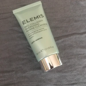 Ansiktsrengöring - Rengöring för ansiktet allt i oanvänt skick