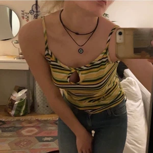 Randigt linne - Randigt linne från humana. Kan mötas upp eller frakta!